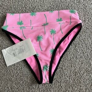 Lainsnow Palm Tree Island Large Bottom